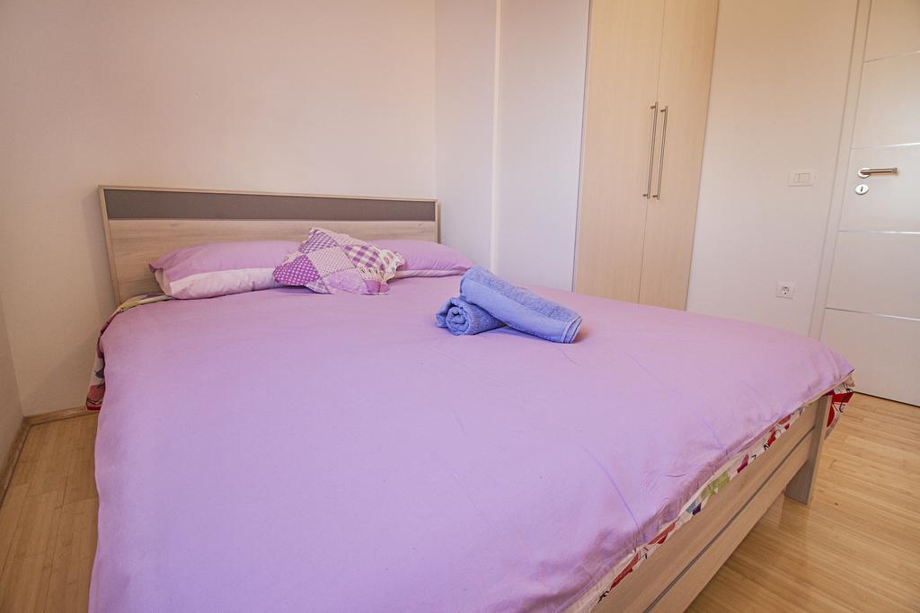 Lily Apartments Punta Skala Petrcane Room photo